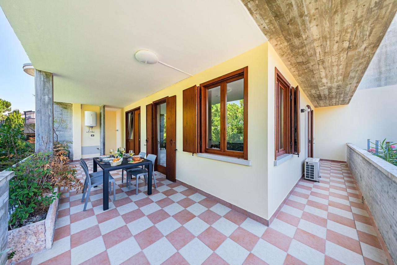 I Ciliegi 1-09 Con Piscina By Wonderful Italy Apartamento Desenzano del Garda Exterior foto