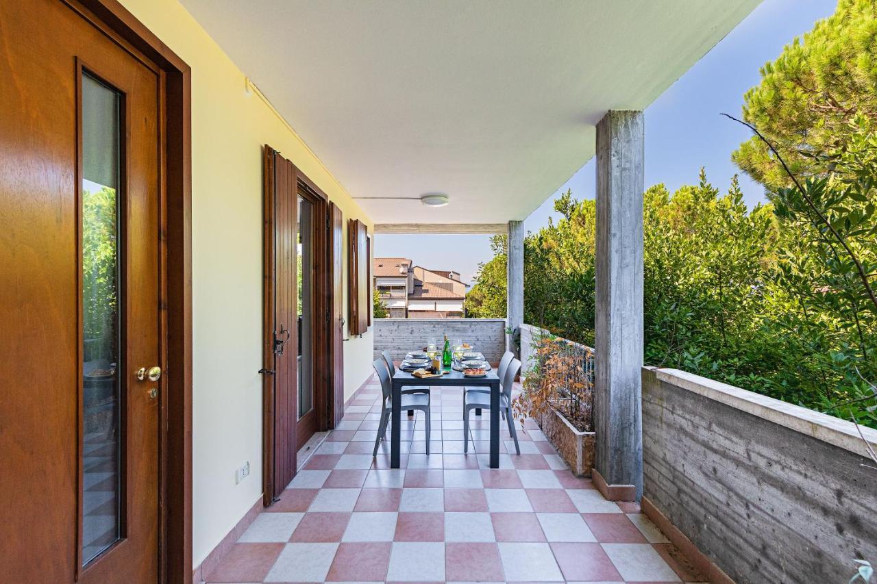 I Ciliegi 1-09 Con Piscina By Wonderful Italy Apartamento Desenzano del Garda Exterior foto