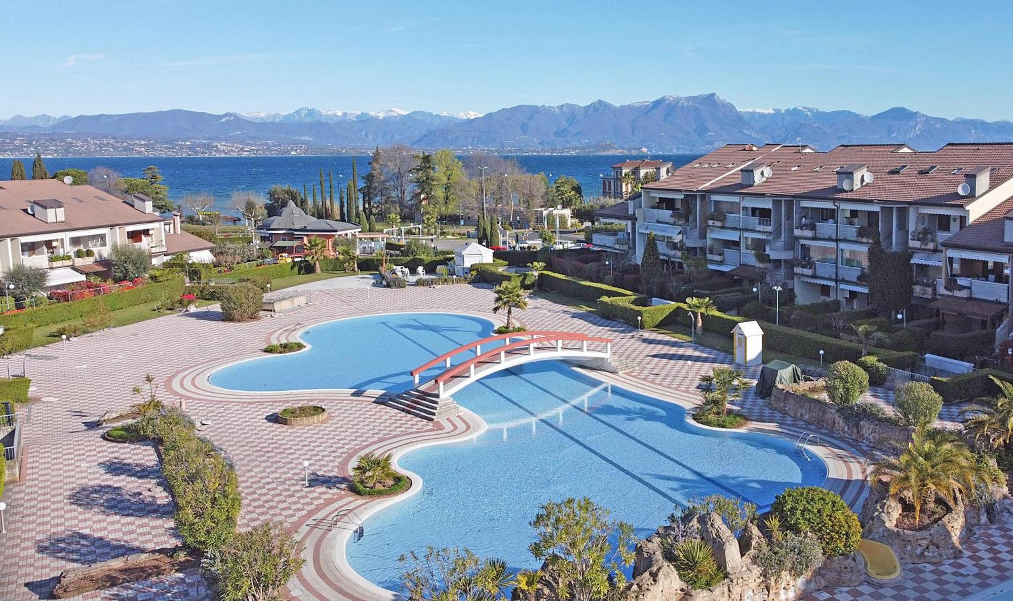 I Ciliegi 1-09 Con Piscina By Wonderful Italy Apartamento Desenzano del Garda Exterior foto